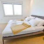 Helvetia With Heated Pool Rovanjska