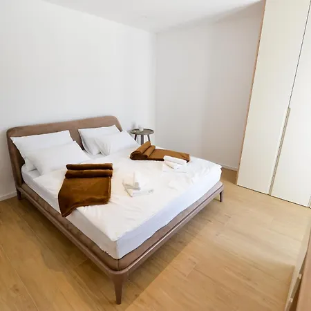 Villa Helvetia With Heated Pool
