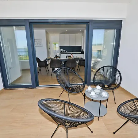 Helvetia With Heated Pool *